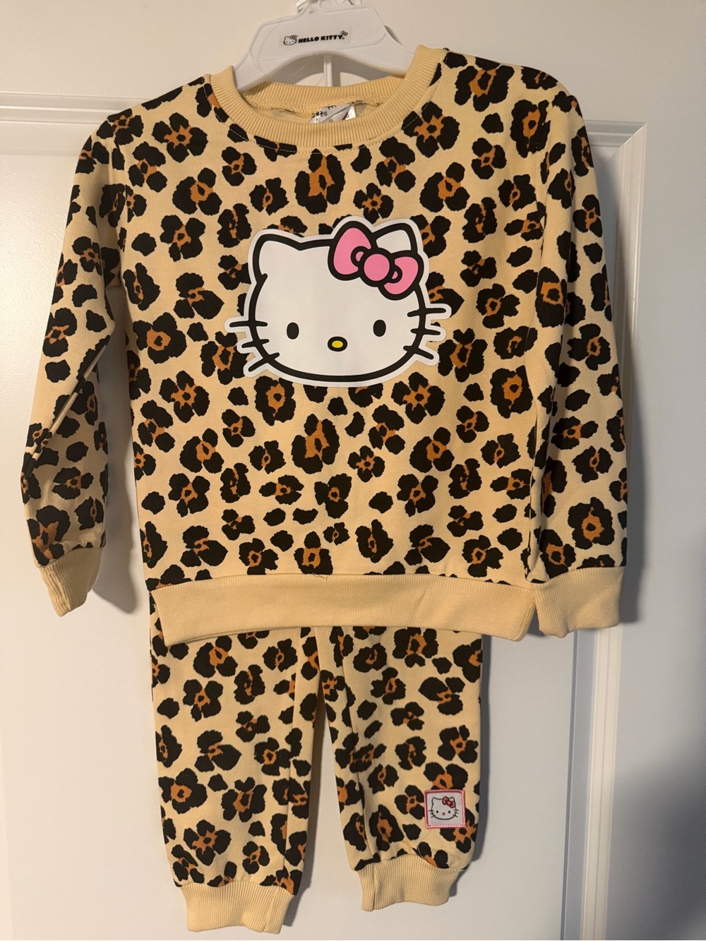 Hello Kitty Kids Leopard Print Pajama Set - Cream with Pink Bow